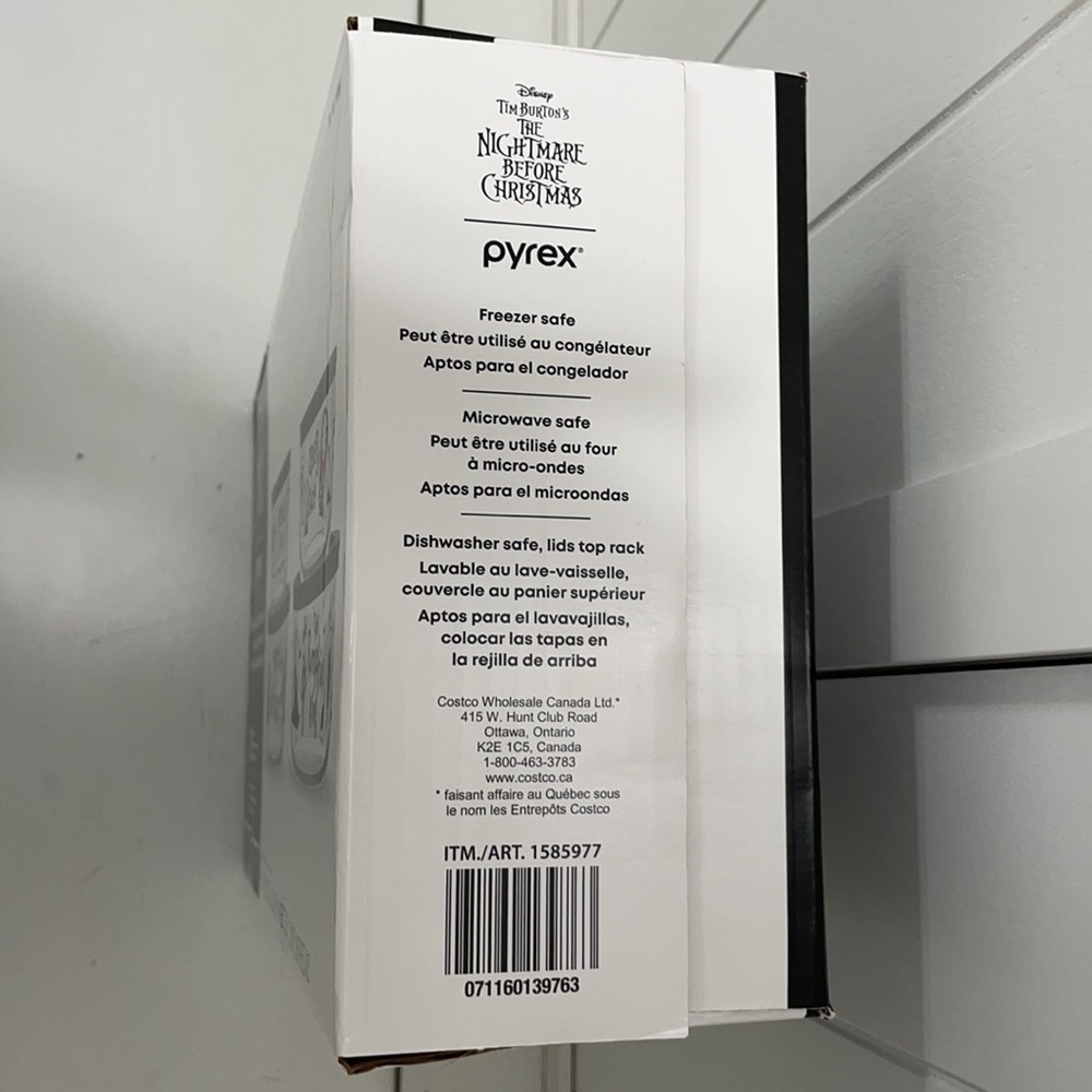 Disney The Nightmare Before Christmas Pyrex 8 Piece Set - Picture 5 of 6